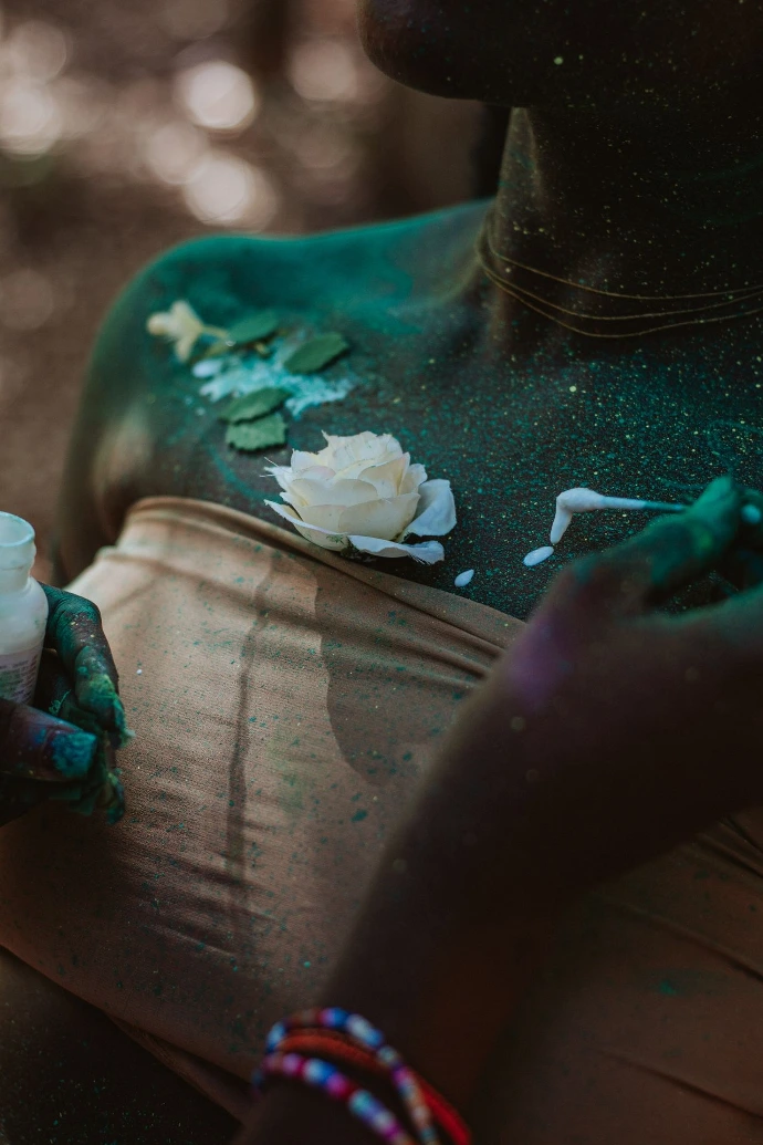 Prosthetic, body glue